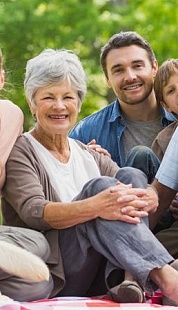Полис страхования для родителей и близких